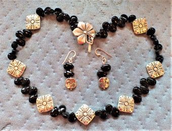 Onyx and Stamped silver beads, necklace and earring set